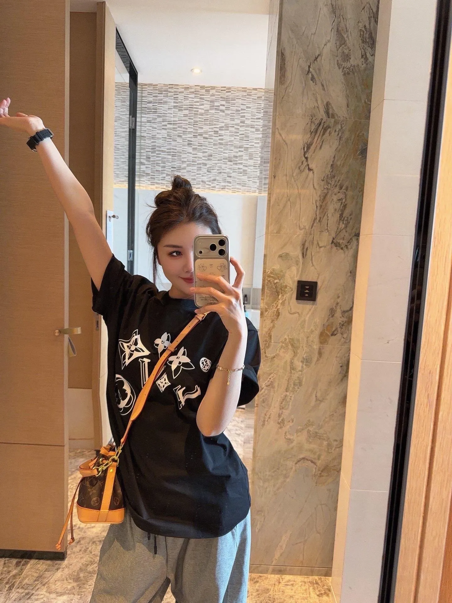 Louis Vuitton/